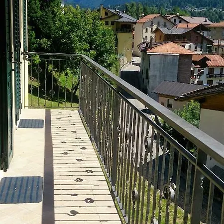 La Casa In Montagna Apartment